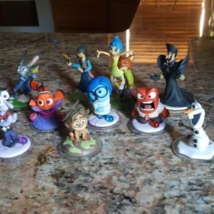 Lot of Disney infinity 3.0 characters